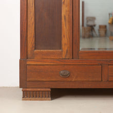 Afbeelding in Gallery-weergave laden, Vintage spiegelkast met houtsnijwerk